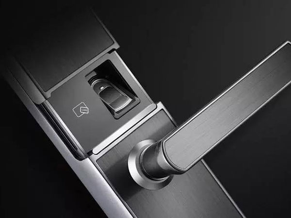 京山24小时上门开锁公司